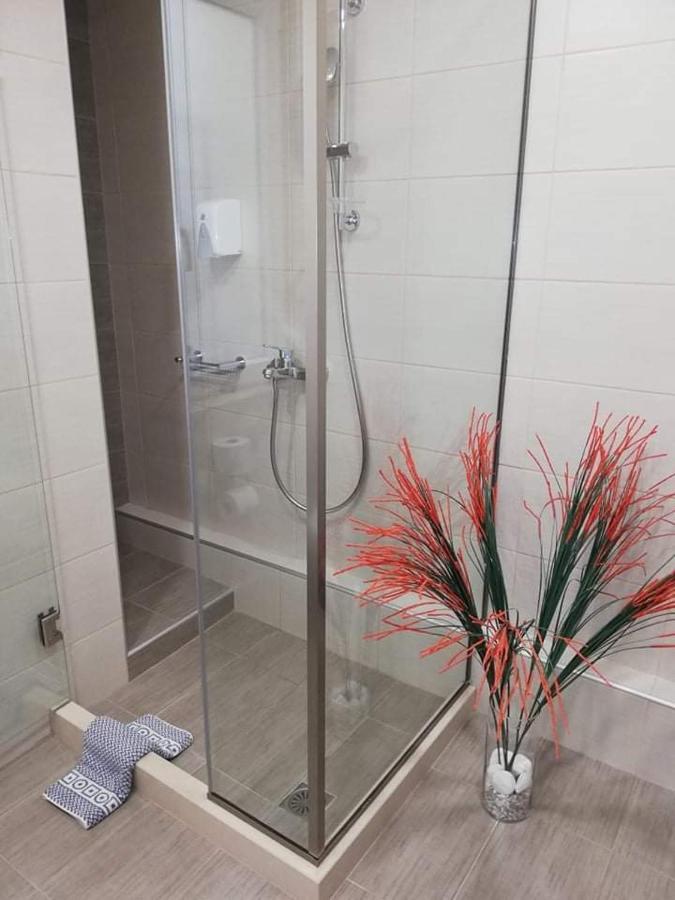 הרקליון City Pearl Dntwn Apts מראה חיצוני תמונה